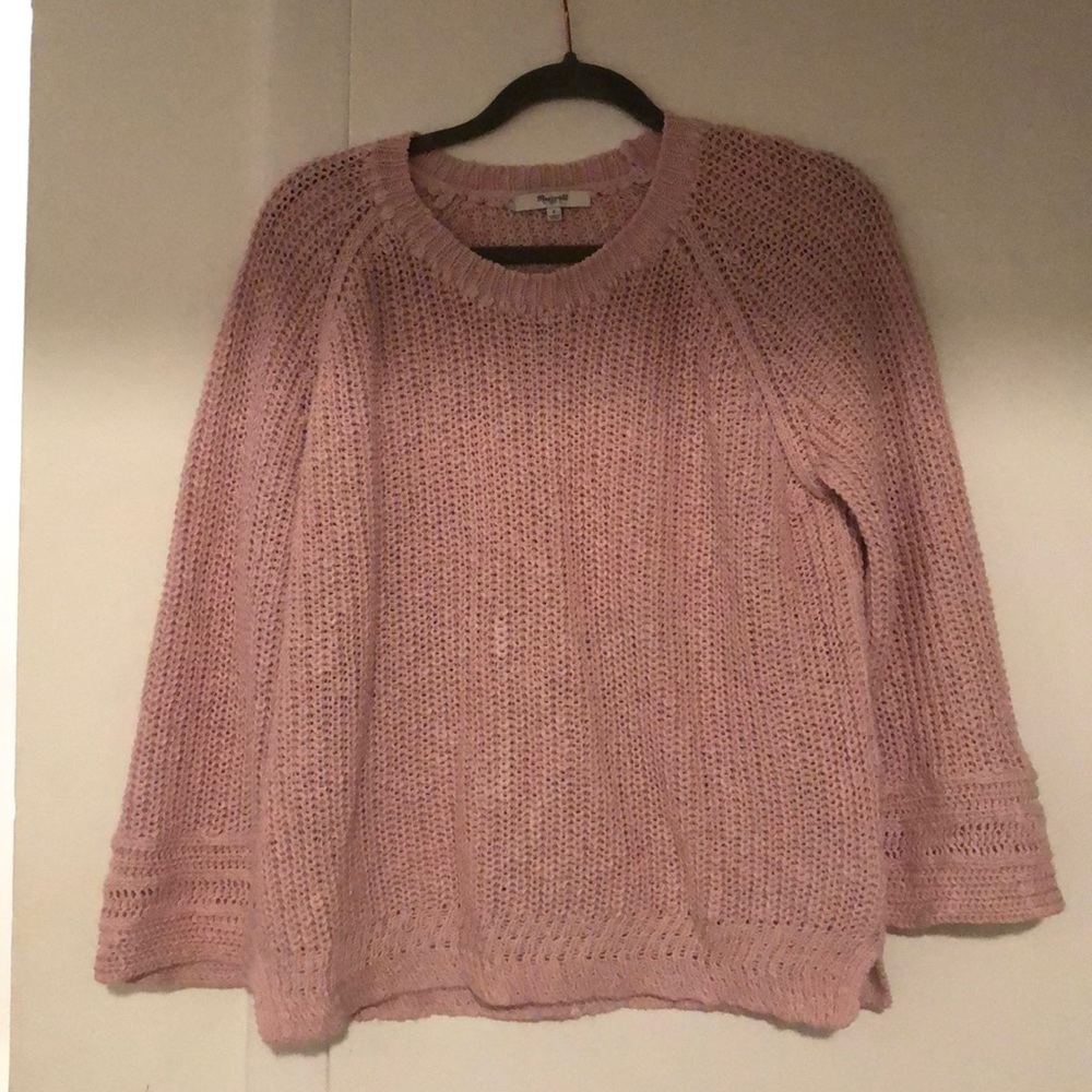 Light pink Madewell summer sweater.